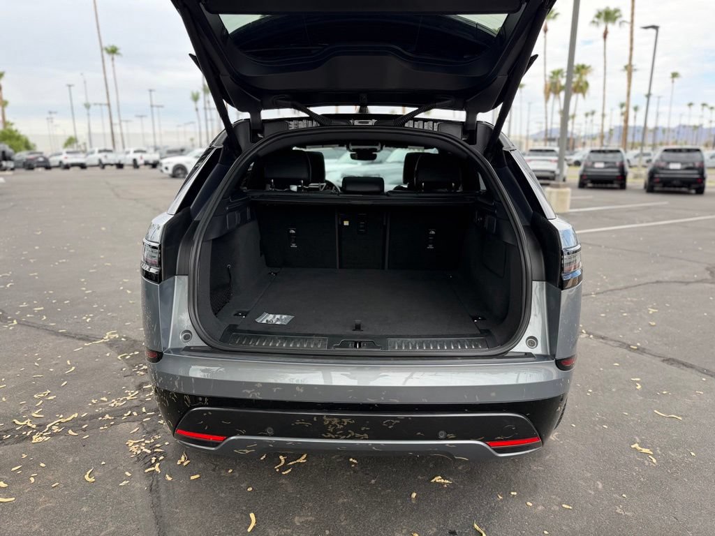 Used 2024 Land Rover Range Rover Velar Dynamic HSE AWD/4WD image 18