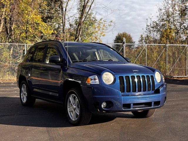 Used 2010 Jeep Compass Sport image 2