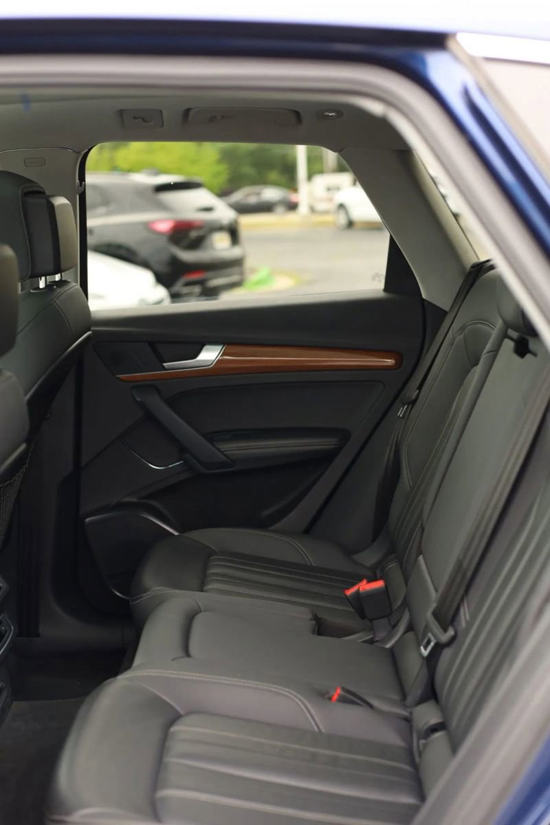 Used 2021 Audi Q5 2.0T Premium Plus AWD/4WD image 24