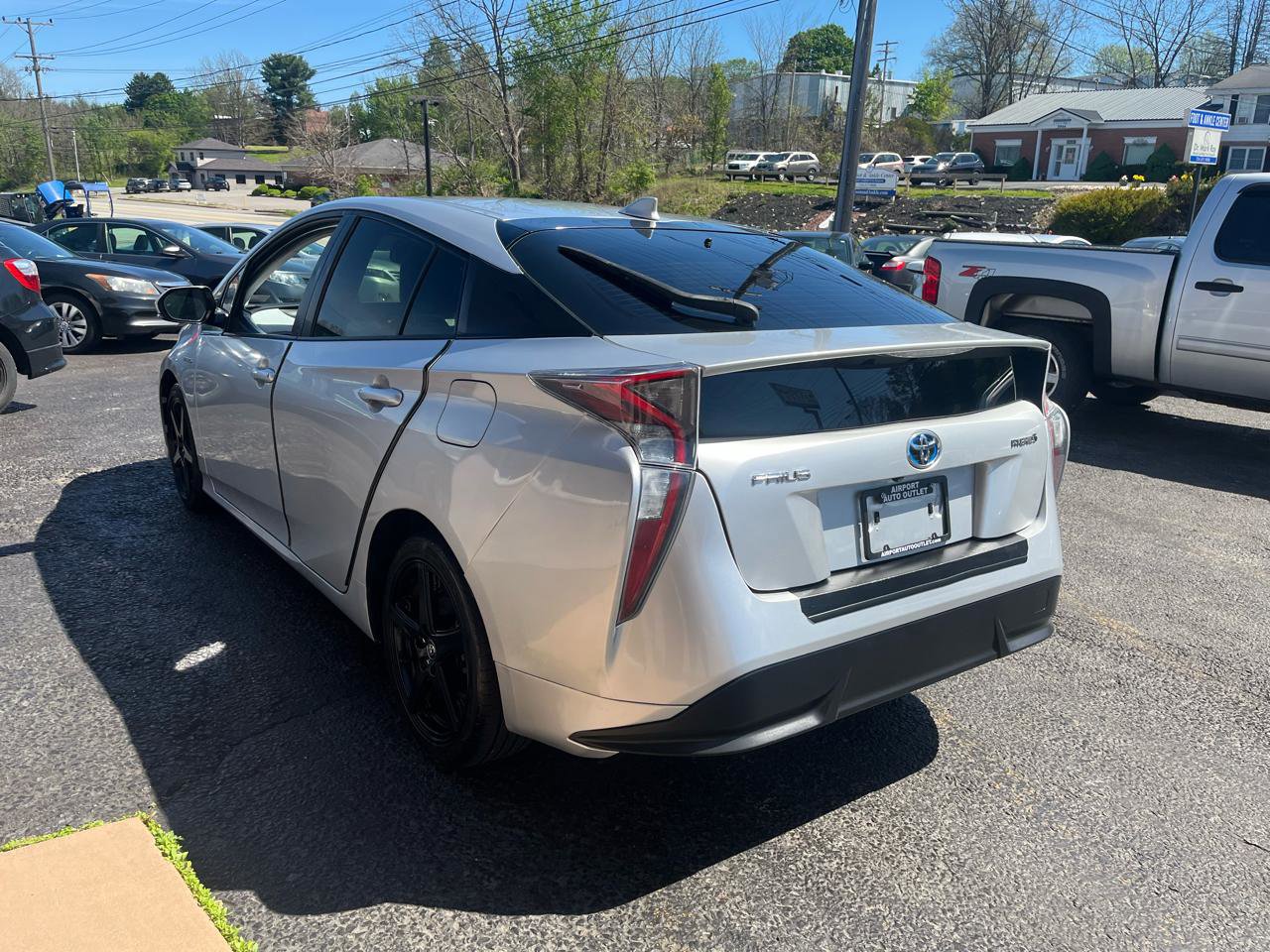 Used 2017 Toyota Prius Four Touring FWD image 8