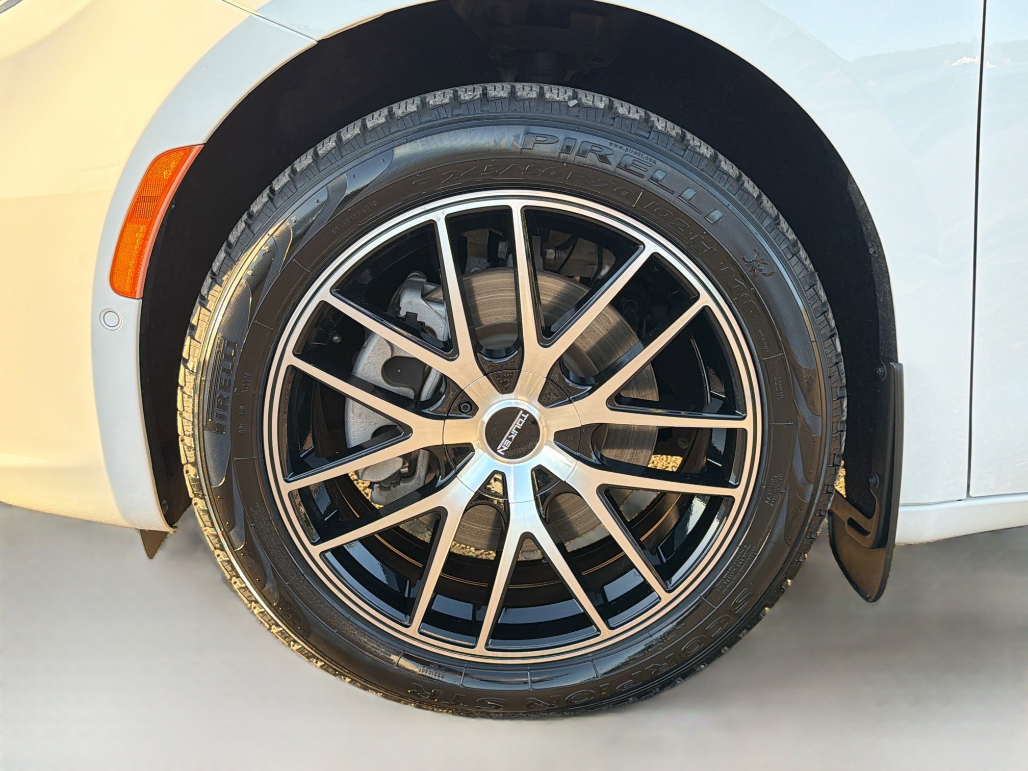 Used 2022 Chrysler Pacifica Limited image 42