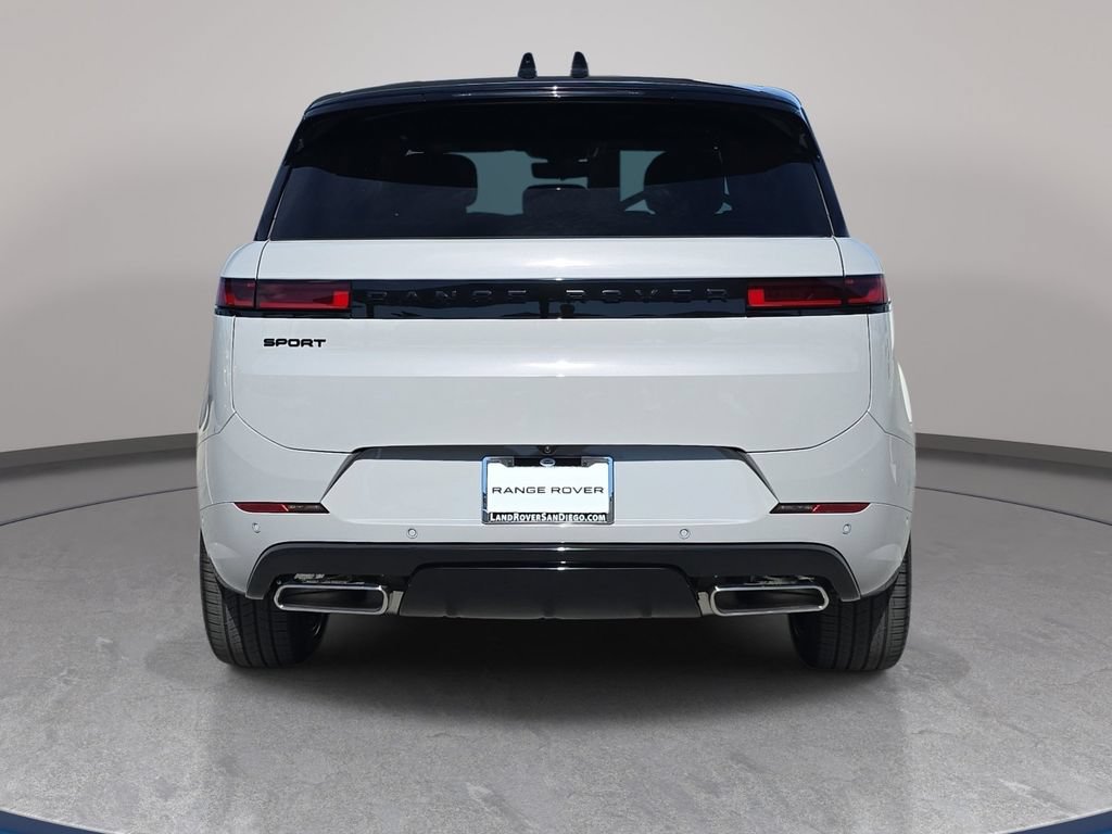 New 2027 Land Rover Range Rover Sport Dynamic SE AWD/4WD image 6