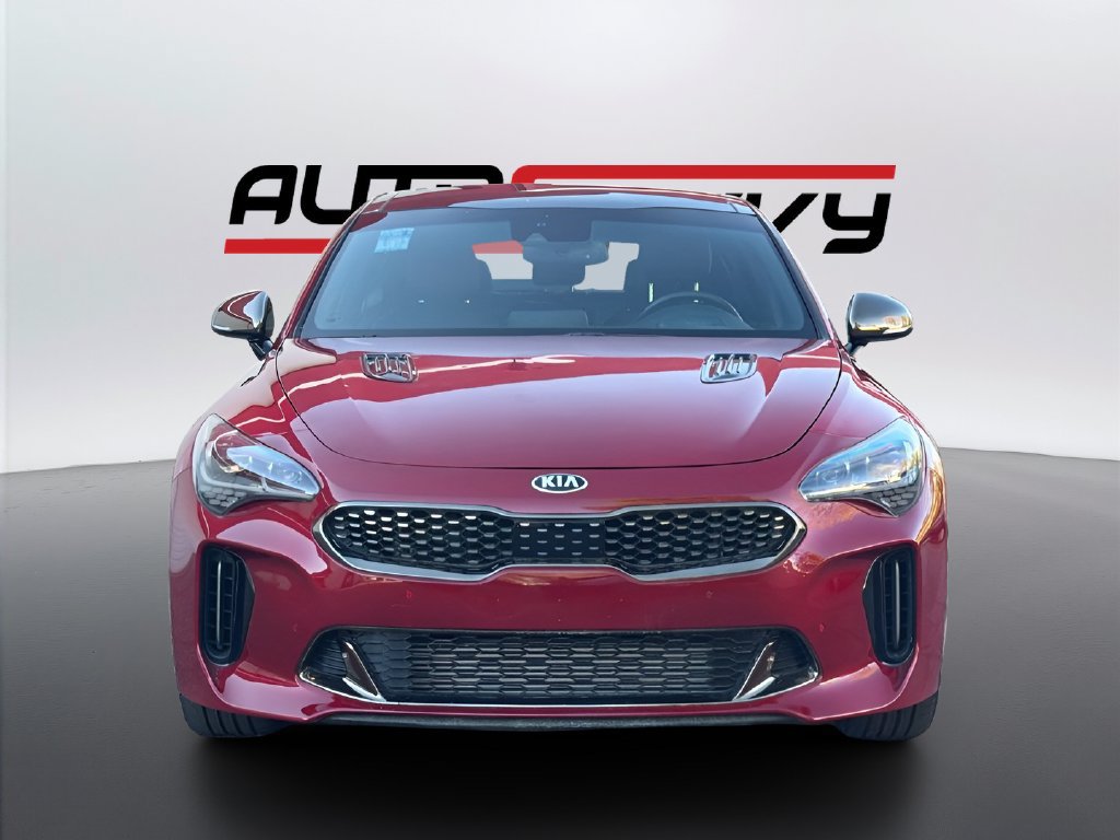 Used 2018 Kia Stinger GT2 RWD image 2