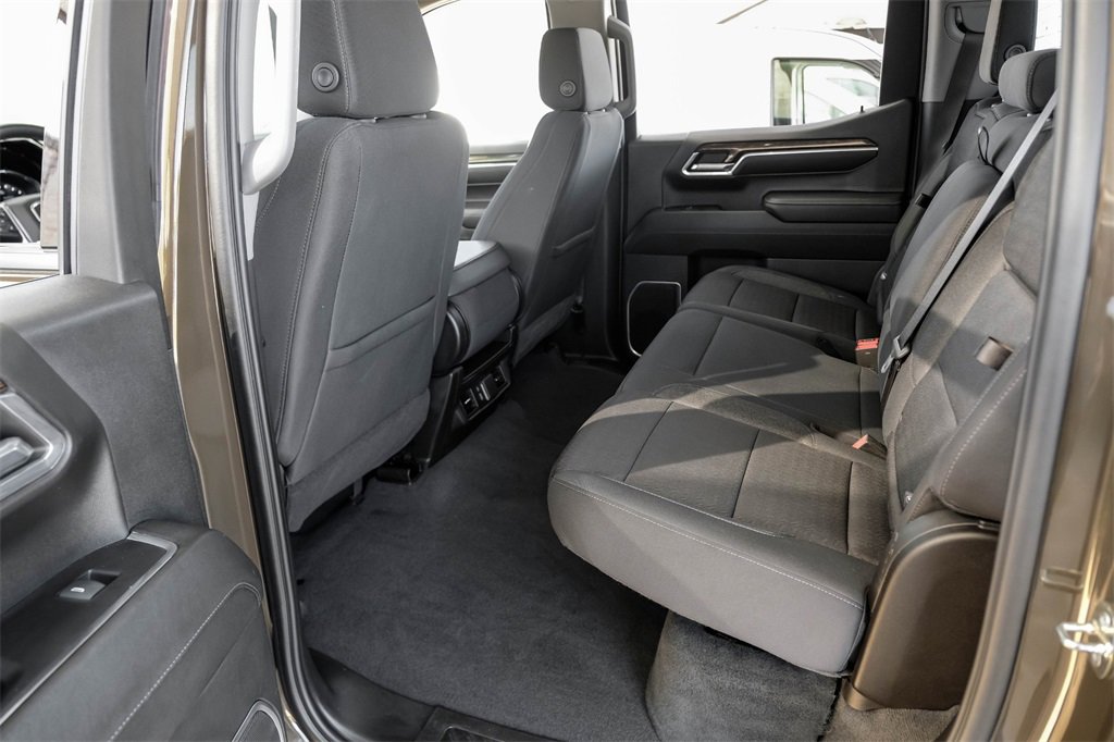 Used 2023 GMC Sierra 1500 Elevation image 39