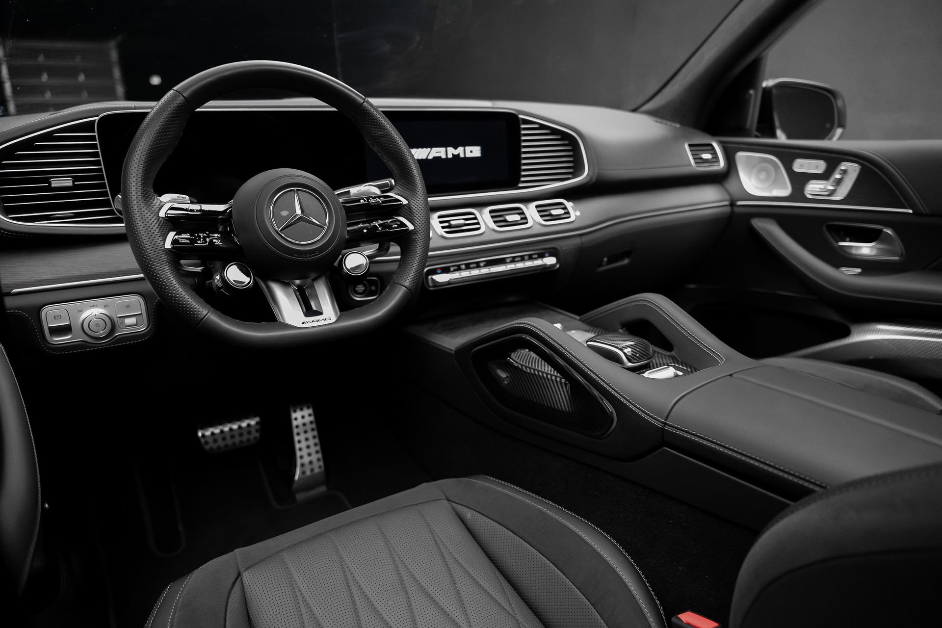 Used 2024 Mercedes-Benz GLS 63 AMG 4MATIC w/ AMG Night Package image 2