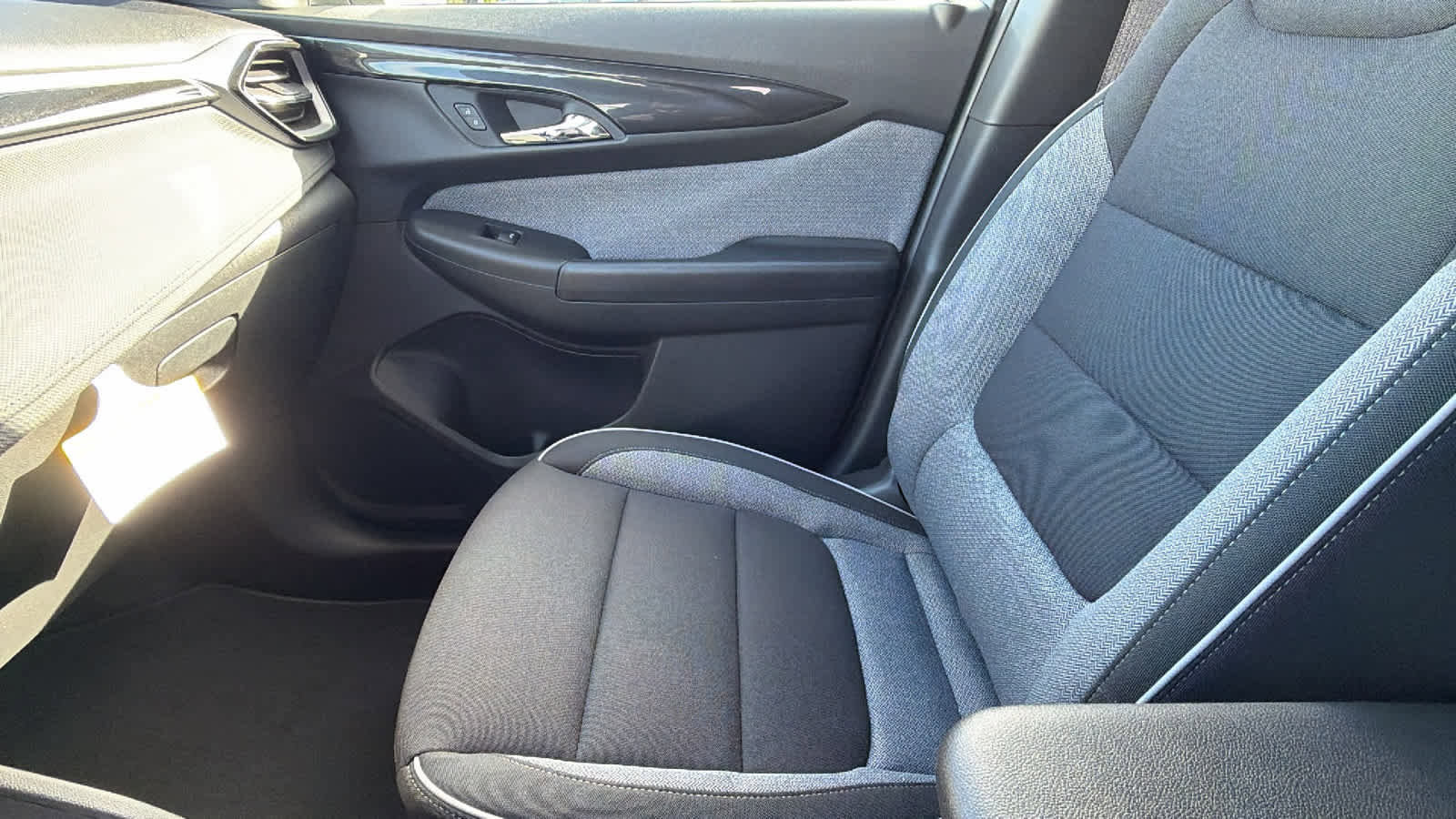 New 2026 Chevrolet TrailBlazer LT w/ Convenience Package image 12