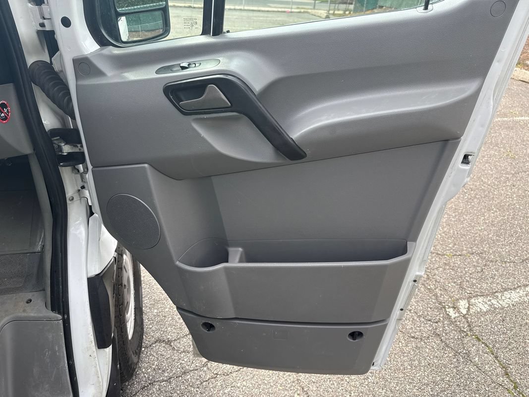 Used 2018 Mercedes-Benz Sprinter 2500 image 18