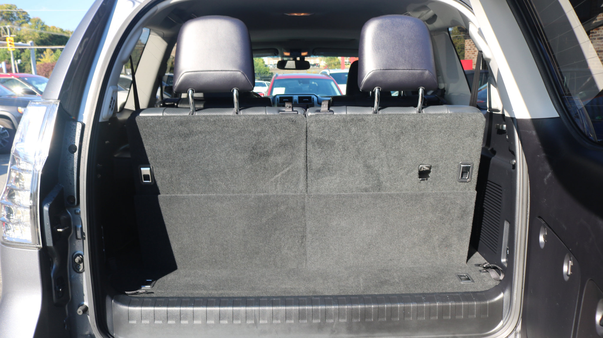 Used 2017 Lexus GX 460 Luxury image 30