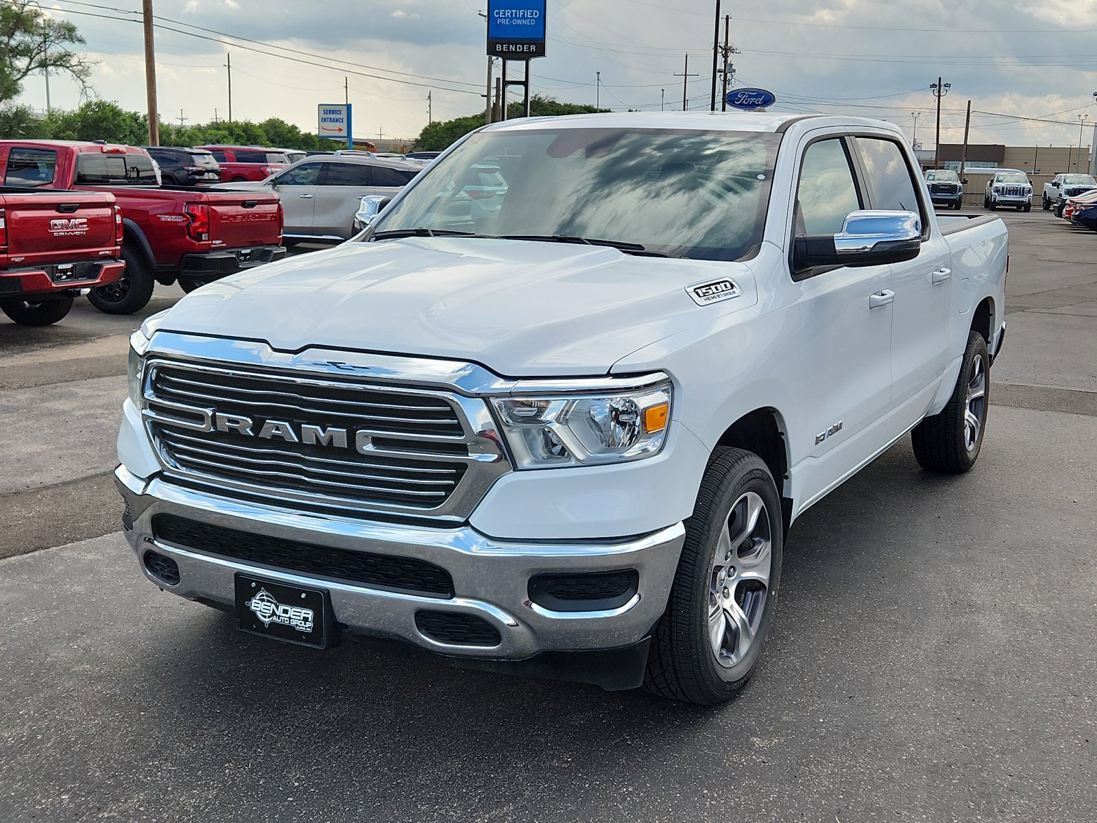 Used 2024 RAM 1500 Laramie RWD image 1