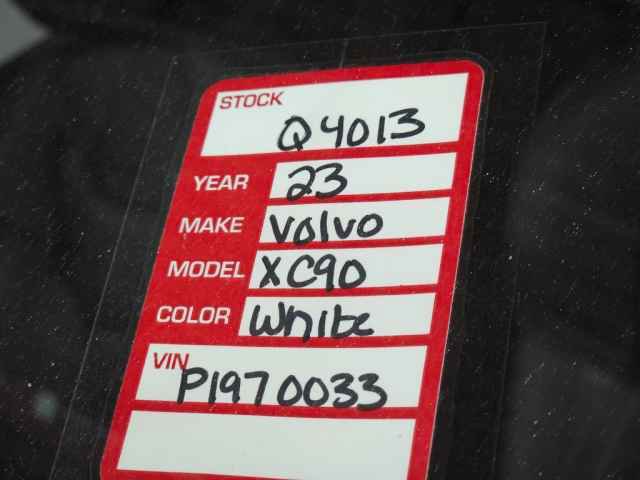 Used 2023 Volvo XC90 T8 Ultimate w/ Lounge Package image 42