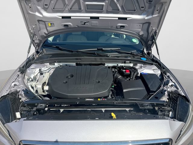 Certified 2026 Volvo V60 B5 Cross Country Plus w/ Protection Package Premier AWD/4WD image 21