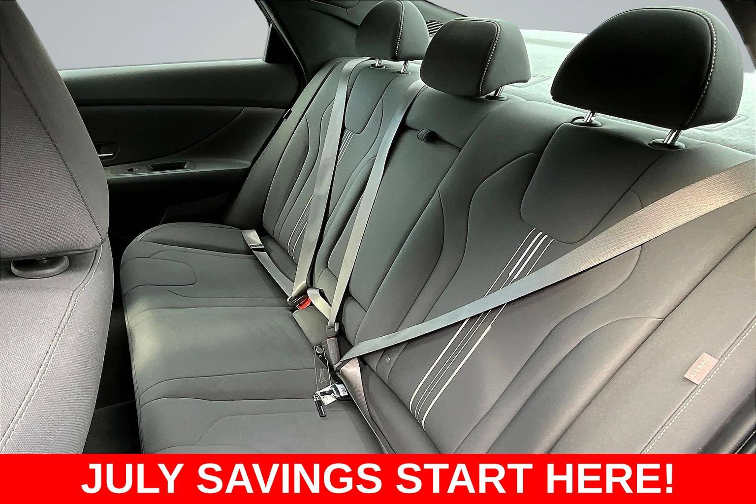 Used 2024 Hyundai Elantra SEL w/ Convenience Package FWD image 25