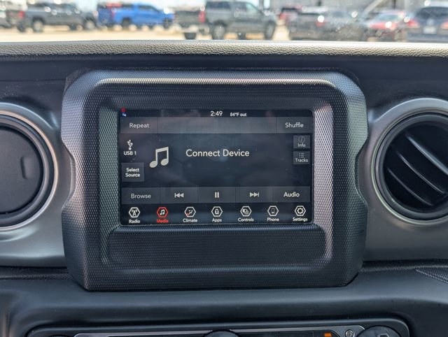 Used 2023 Jeep Gladiator Sport image 17