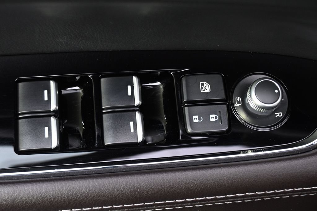 Used 2025 MAZDA CX-5 Signature AWD/4WD image 25