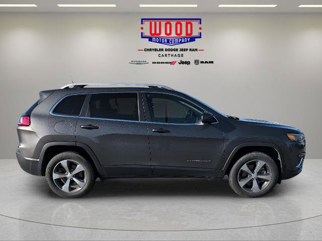 Used 2020 Jeep Cherokee Limited image 2