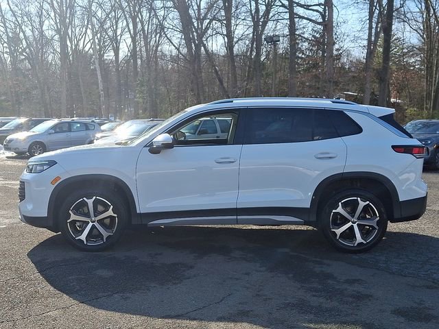 Certified 2025 Volkswagen Tiguan SE w/ Panoramic Sunroof Package AWD/4WD image 6