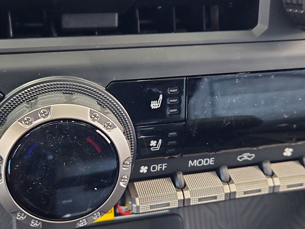 New 2026 Toyota Tacoma 4x4 Double Cab Hybrid image 10