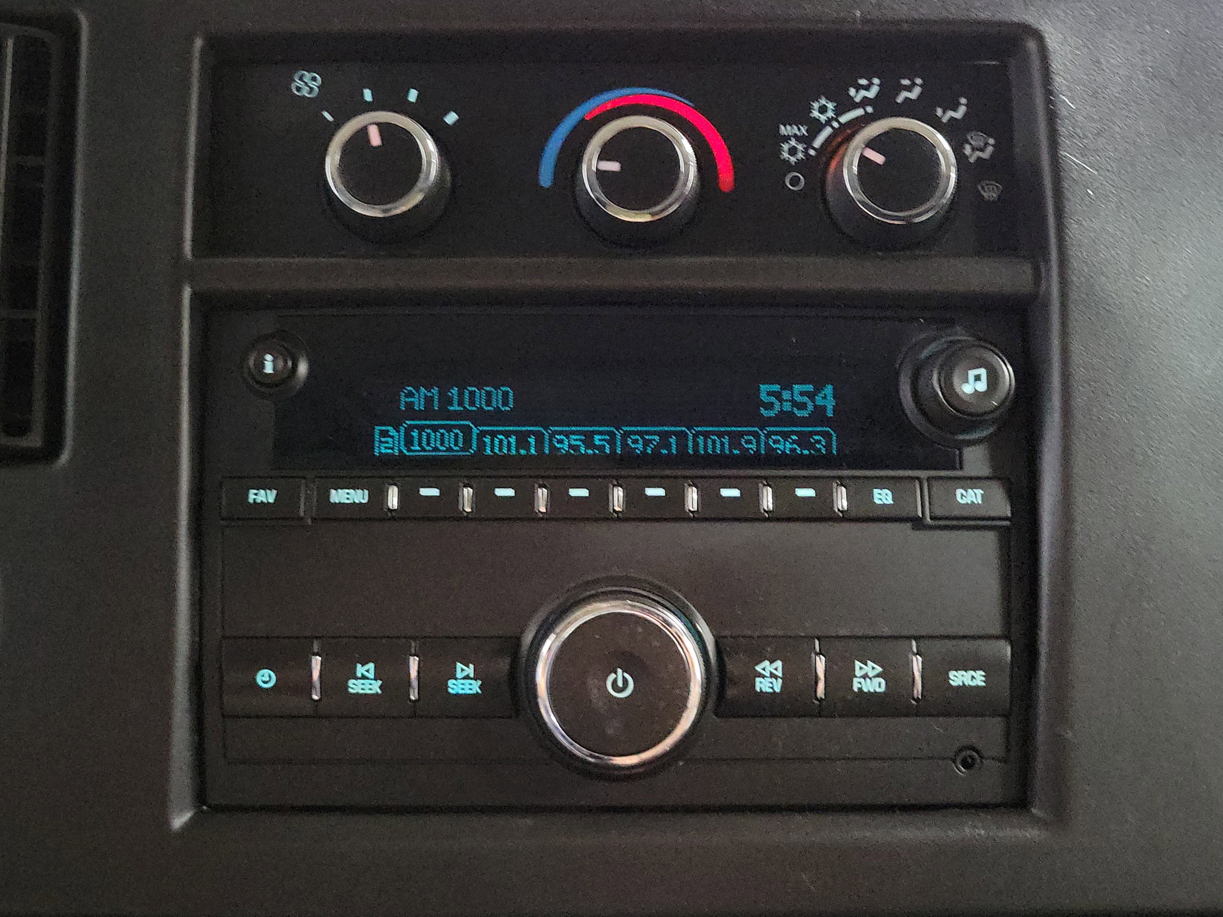 Used 2017 GMC Savana 2500 image 28