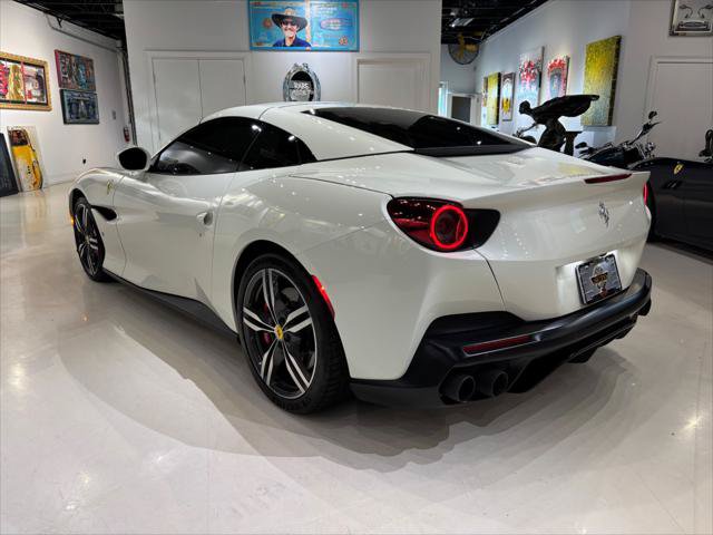 Used 2019 Ferrari Portofino RWD image 5
