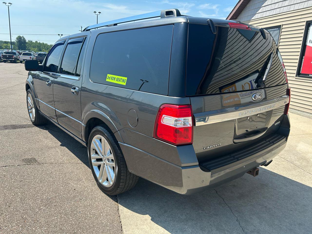 Used 2015 Ford Expedition EL Limited w/ Equipment Group 301A AWD/4WD image 7