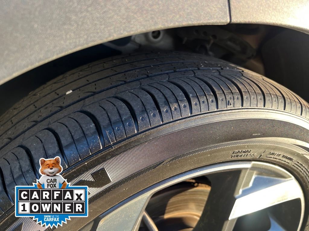 Certified 2023 Hyundai Venue SEL image 36