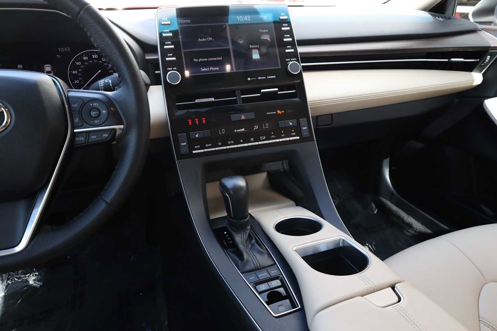 Used 2021 Toyota Avalon XLE FWD image 22