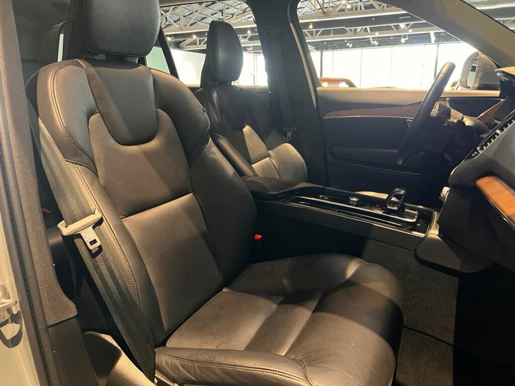 Used 2024 Volvo XC90 T8 Plus w/ Protection Package Premier image 23