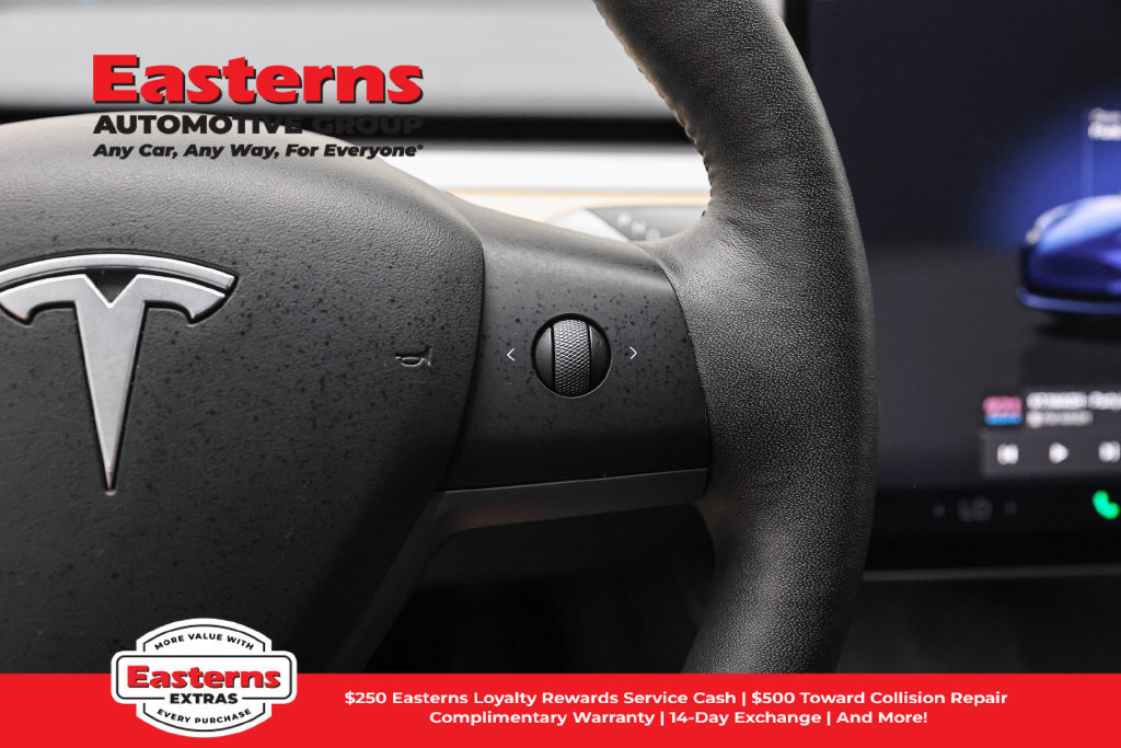 Used 2023 Tesla Model 3 Standard Range RWD image 17