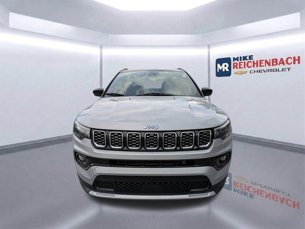 Used 2024 Jeep Compass Limited image 9