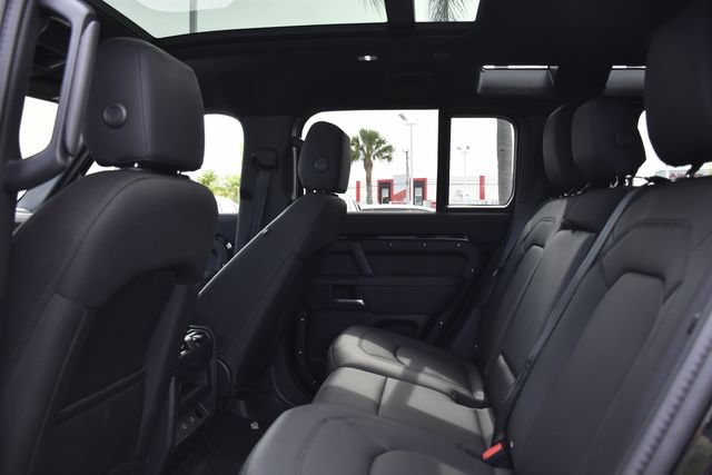 Used 2025 Land Rover Defender 110 S AWD/4WD image 23