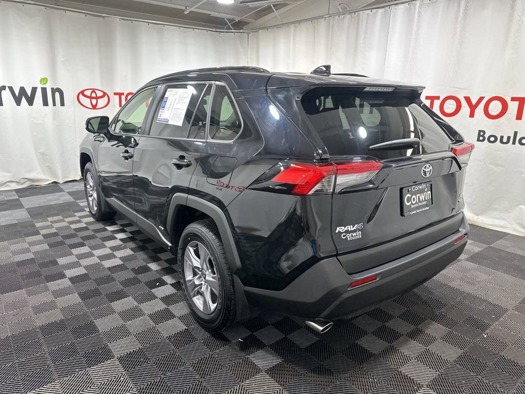 Used 2025 Toyota RAV4 XLE image 4