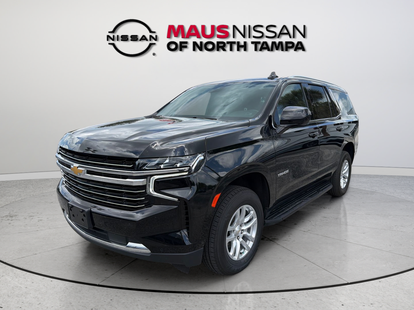 Used 2024 Chevrolet Tahoe LT AWD/4WD image 4
