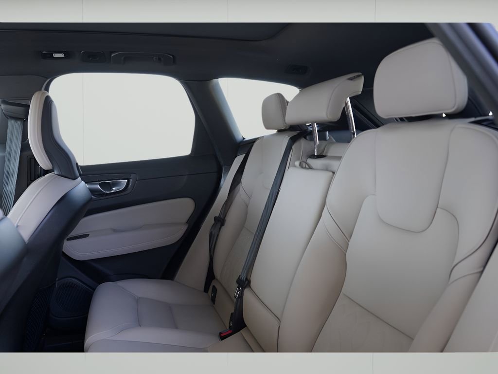 New 2026 Volvo XC60 B5 Plus w/ Protection Package Premier image 20