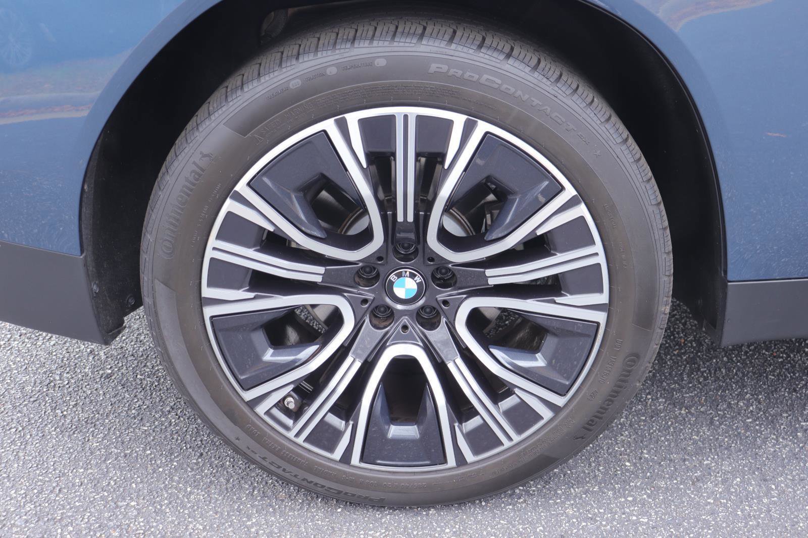 Used 2025 BMW X3 xDrive30i w/ Premium Package image 43