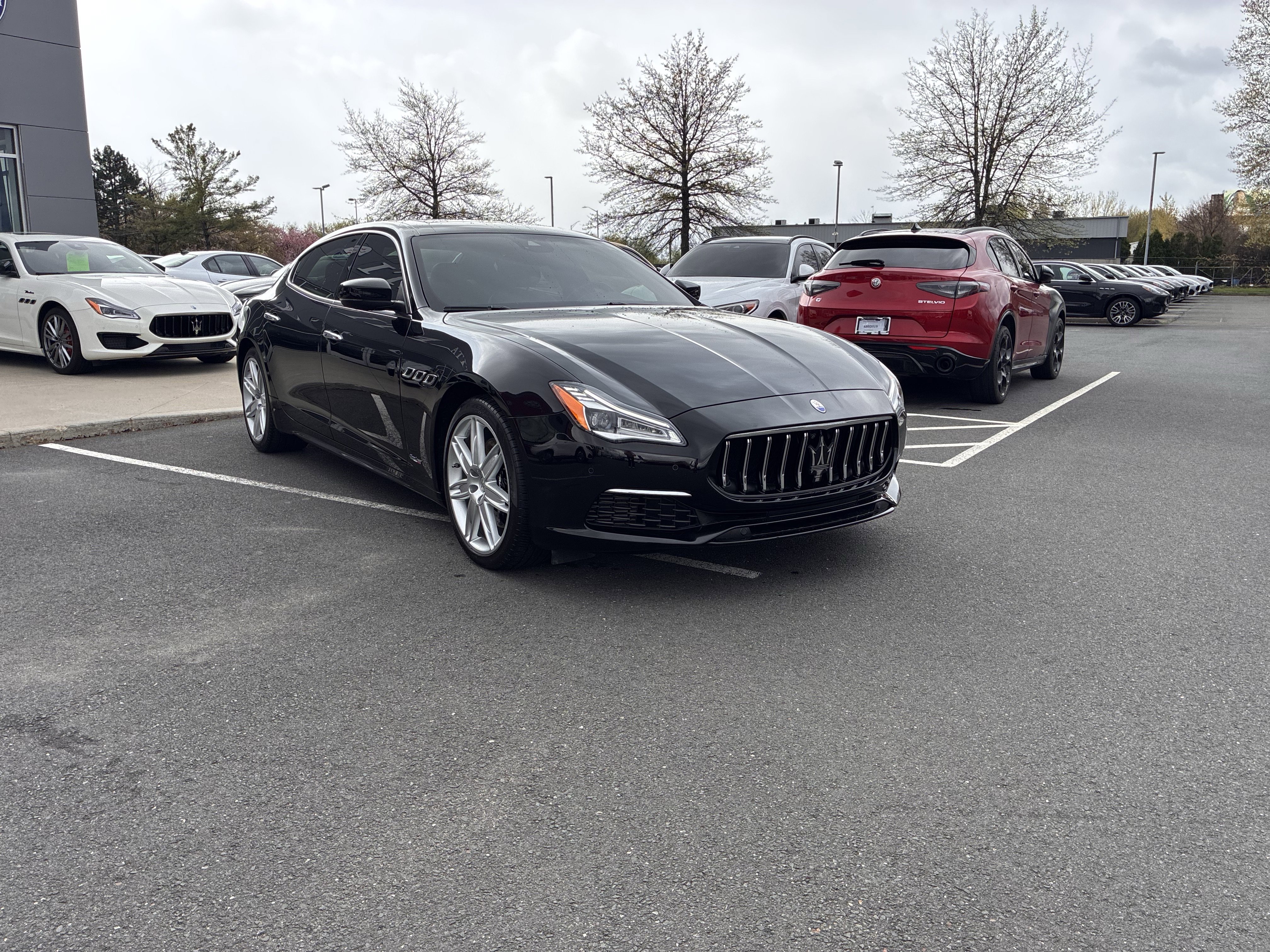 Used 2021 Maserati Quattroporte S GranLusso image 4