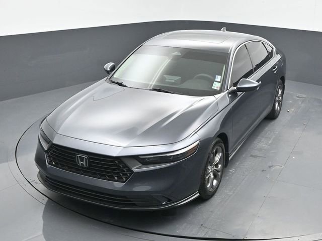 Used 2023 Honda Accord EX image 11