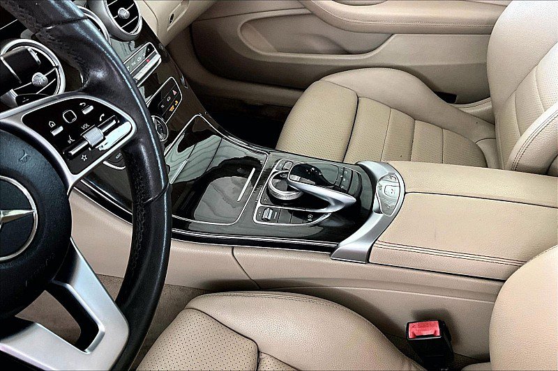 Used 2019 Mercedes-Benz C 300 Cabriolet w/ Premium Package image 9