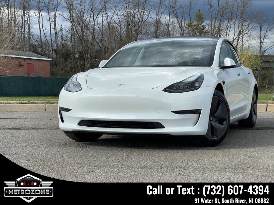 Used 2023 Tesla Model 3 Standard Range RWD image 30
