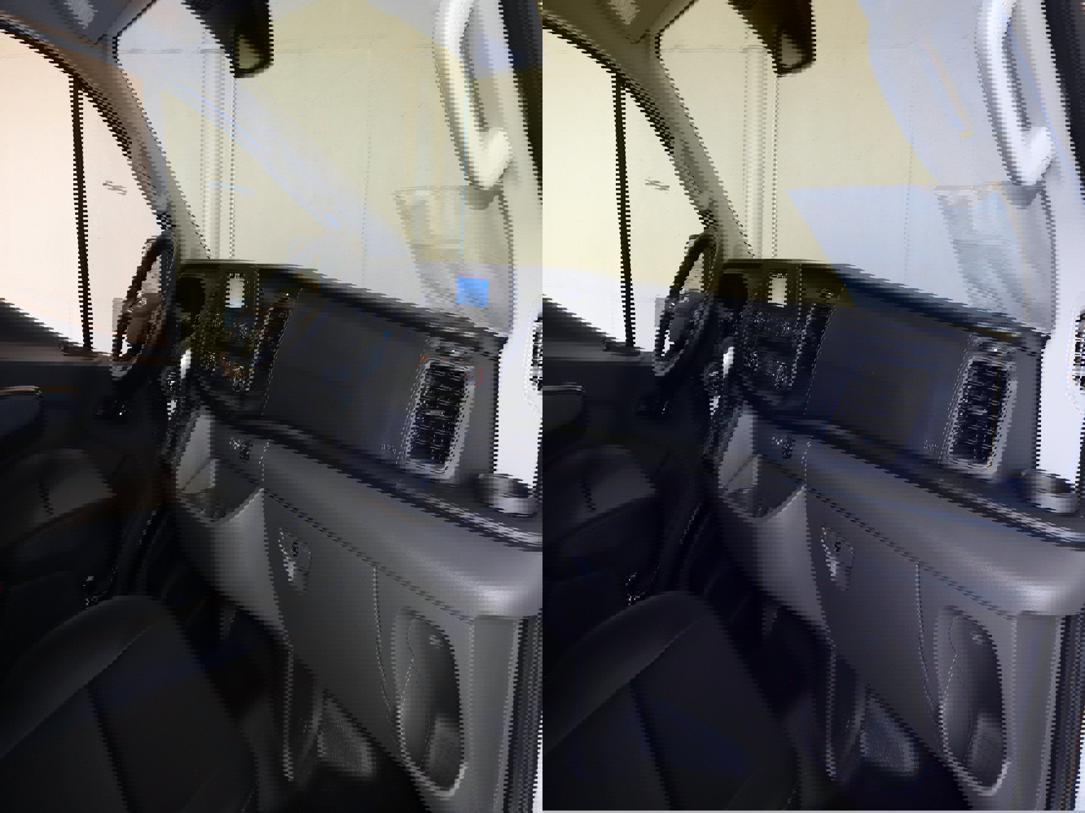 New 2025 Ford Transit 250 Low Roof w/ Load Area Protection Package image 35