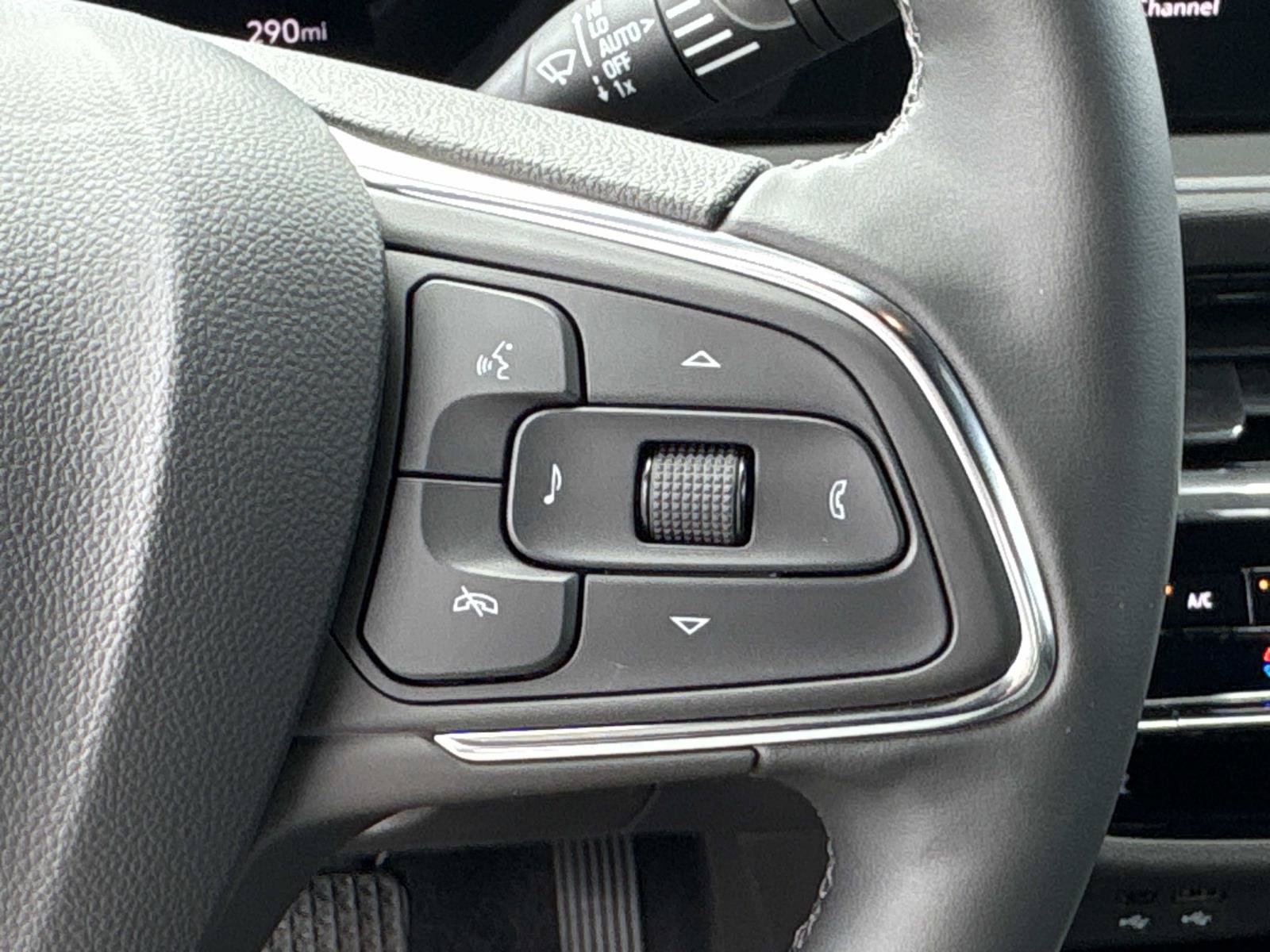 Used 2026 Buick Envista Avenir FWD image 19