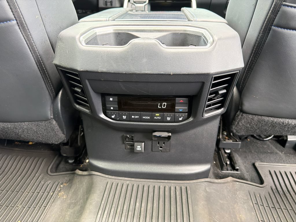 Used 2023 Toyota Sequoia Platinum AWD/4WD image 26