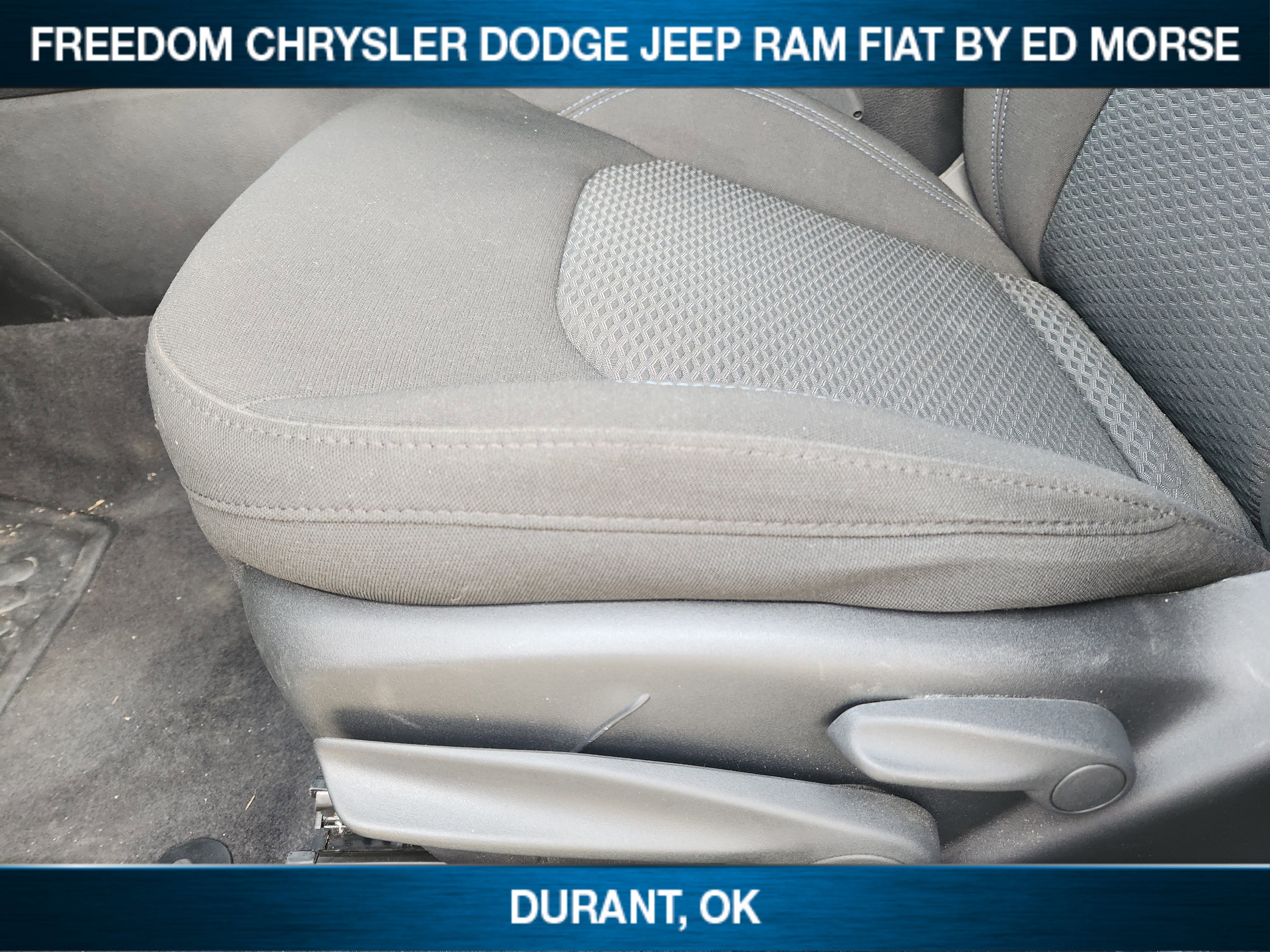 New 2024 Jeep Compass Sport w/ Mopar Graphics Package image 17