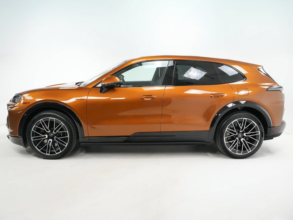 New 2026 Porsche Cayenne Turbo Electric AWD/4WD image 2