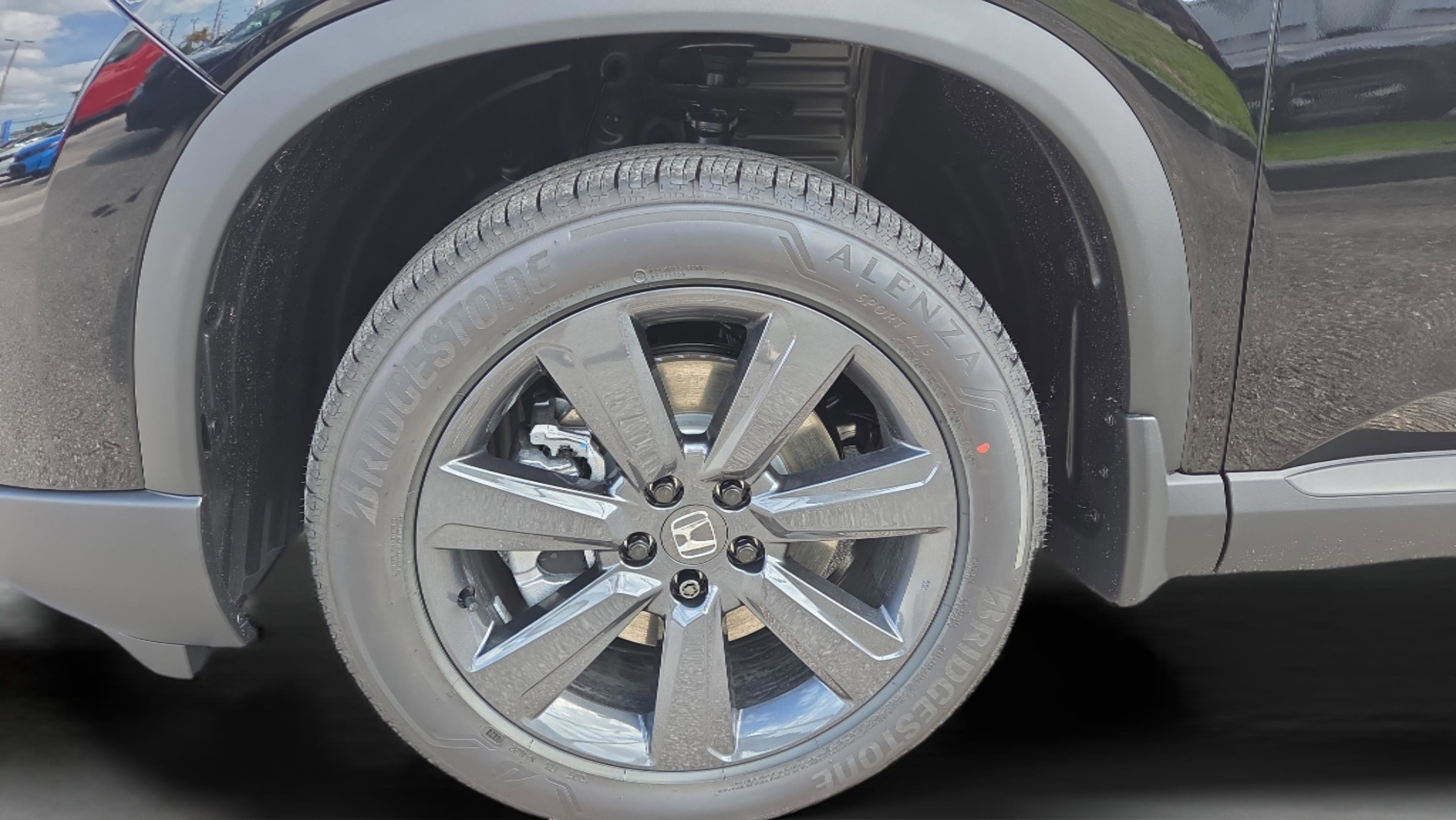 New 2026 Honda Pilot Sport image 40