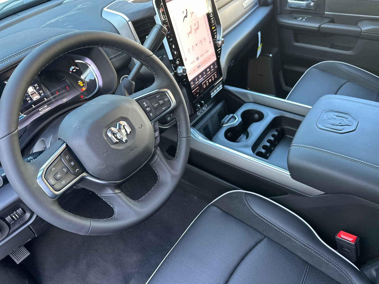 New 2025 RAM 2500 Laramie image 10