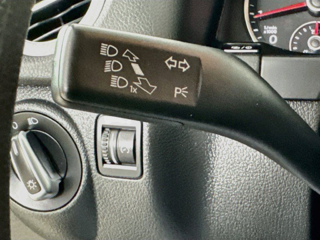 Used 2017 Volkswagen Tiguan S FWD image 13