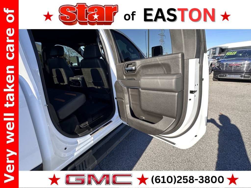 Used 2021 GMC Sierra 2500 AT4 image 16