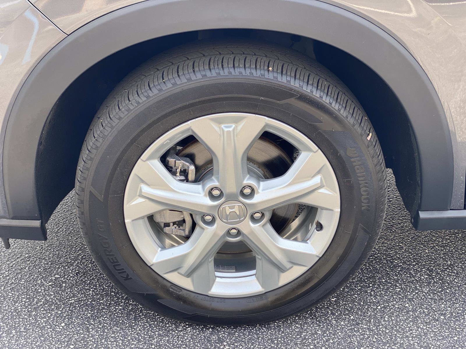 Used 2024 Honda HR-V LX image 12