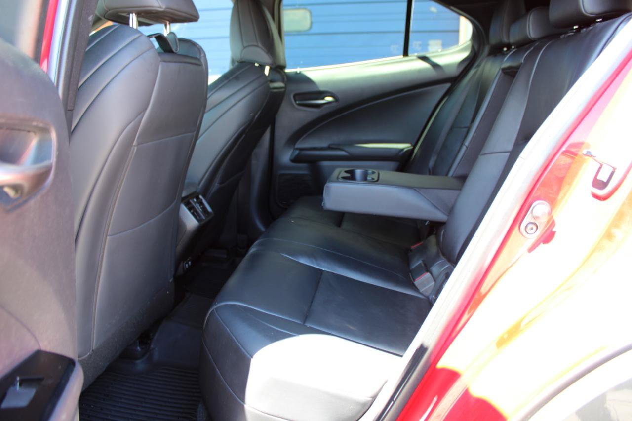 Used 2019 Lexus UX 200 F Sport w/ F Sport Premium Package FWD image 37