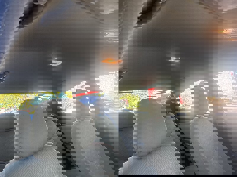 Used 2013 Hyundai Elantra GLS w/ Preferred Pkg image 24